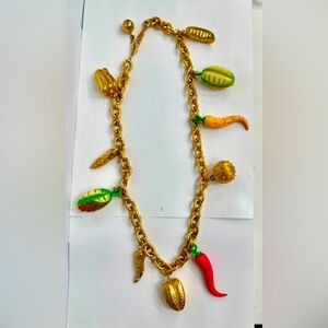 Beautiful necklace new